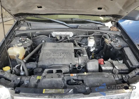 2009 Ford Escape Xlt z USA, uszkodzony, nr VIN 1FMCU93G19KC02230